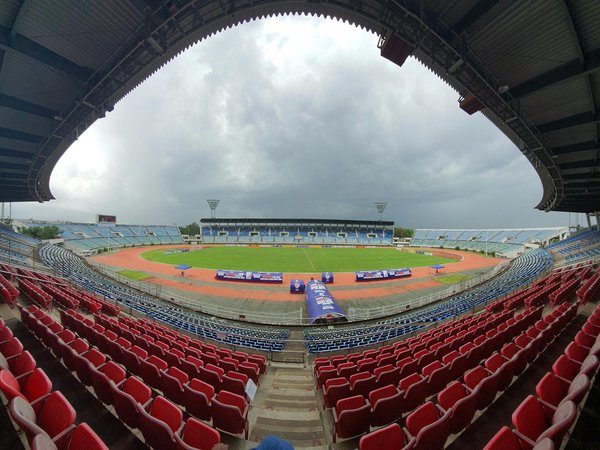 Ronde planche d'équilibre : boostez votre force et stabilité